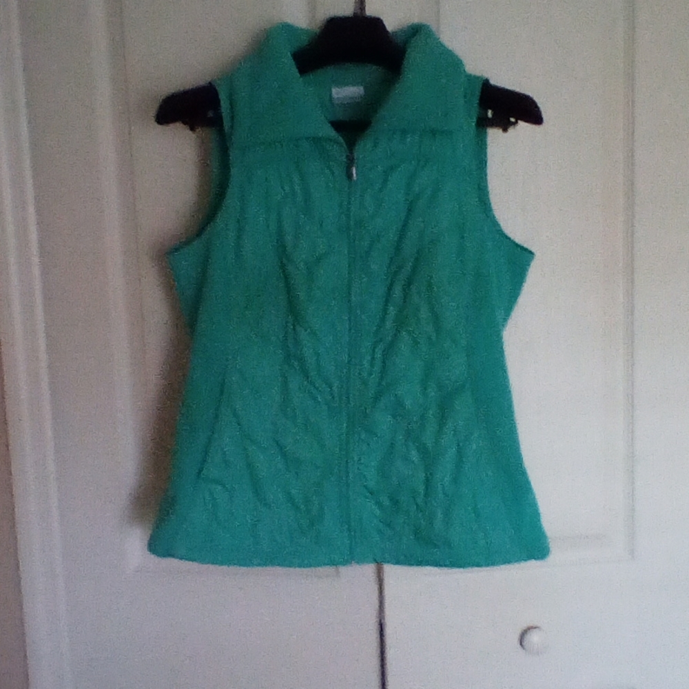 Columbia vest size med, green.